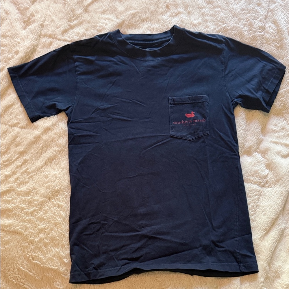 Southern Marsh Navy Short-Sleeve Pocket Tee with Red Logo